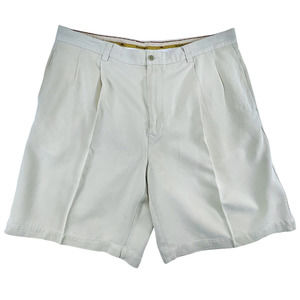 Tommy Bahama 100% Silk Pleated Chino Light Khaki Tan Golf Casual Shorts Sz 38